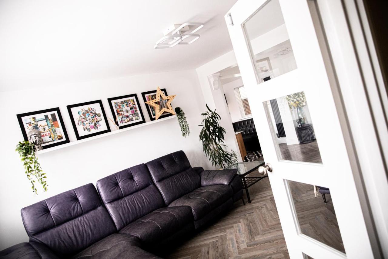 Inviting 3-Bed House In מנצ'סטר מראה חיצוני תמונה